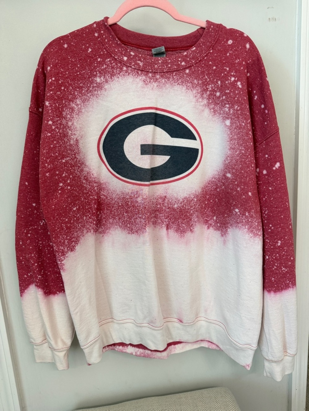 Gildan Red and White Bleached University G Crewneck